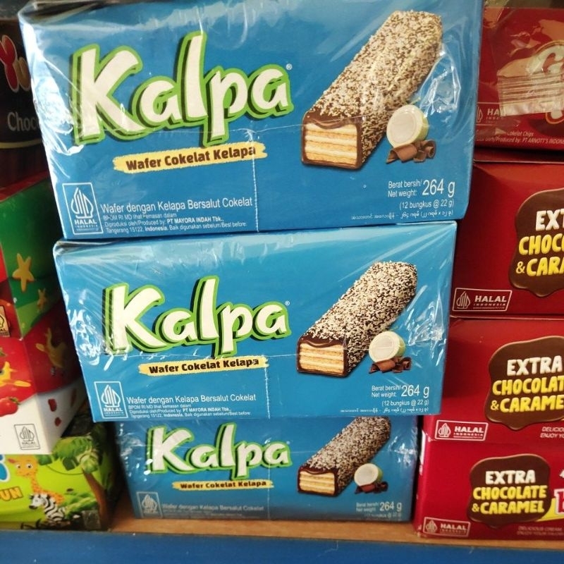 

kalpa wafer cokelat kelapa 1 box isi 12pcs