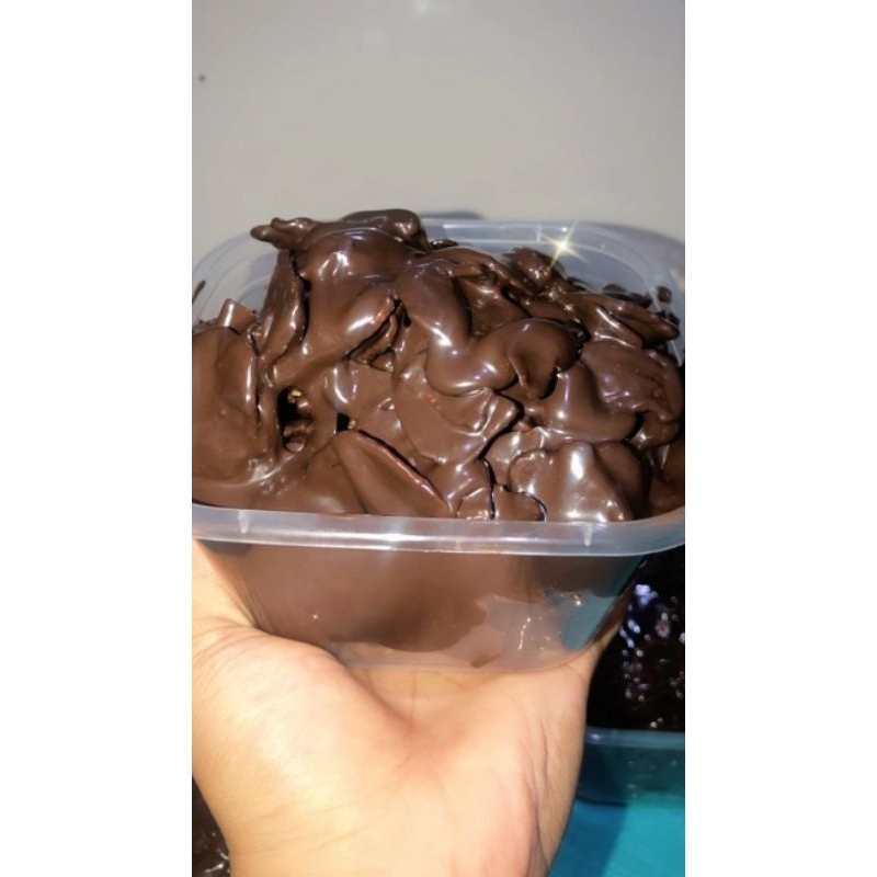 

ready keripik pisang coklat lumer kriuk fresh home made bisa cod