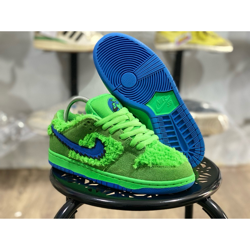 Nike SB Dunk Grateful Dead size 38 Second