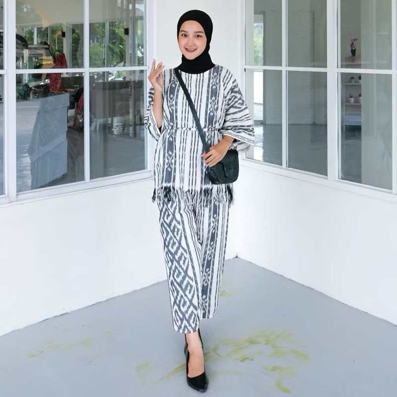 Baju Tenun Set Wanita - One Set Tenun Blouse dan Celana Tenun