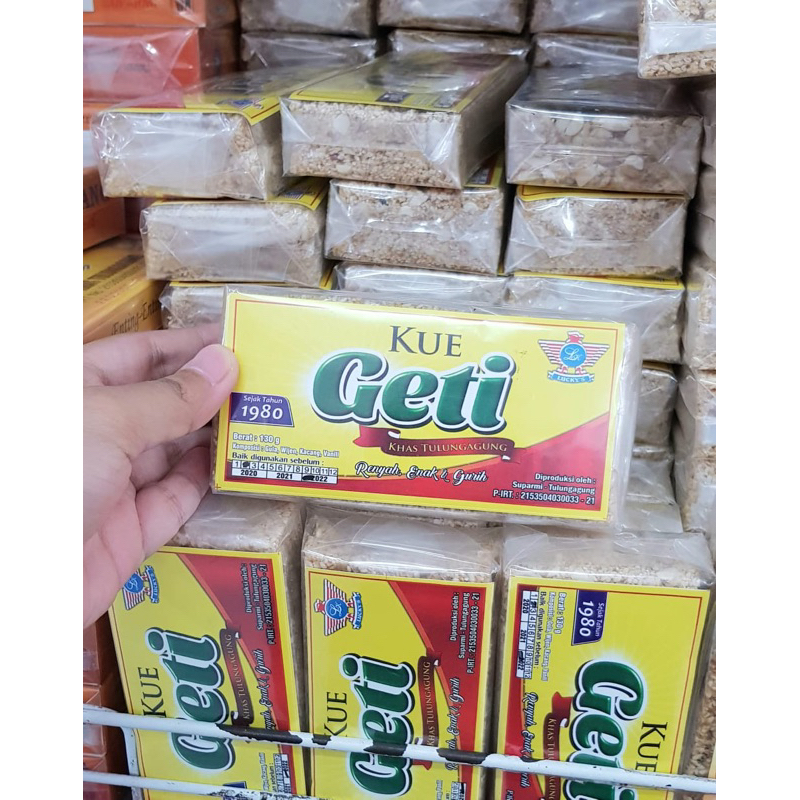 

KUE GETI WIJEN LUCKY 130 GRAM KHAS TULUNGAGUNG