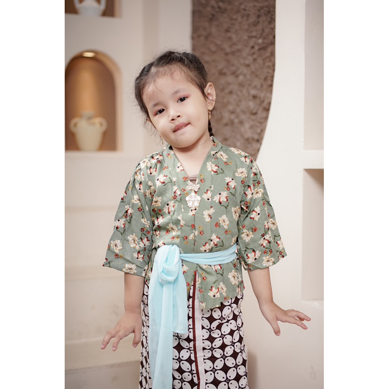MIGU KEBAYA ANGGUN JAWA BALI MOTIF BUNGA KATUN JEPANG LENGAN PANJANG BUAT HIJAB MUSLIM KUTUBARU KART