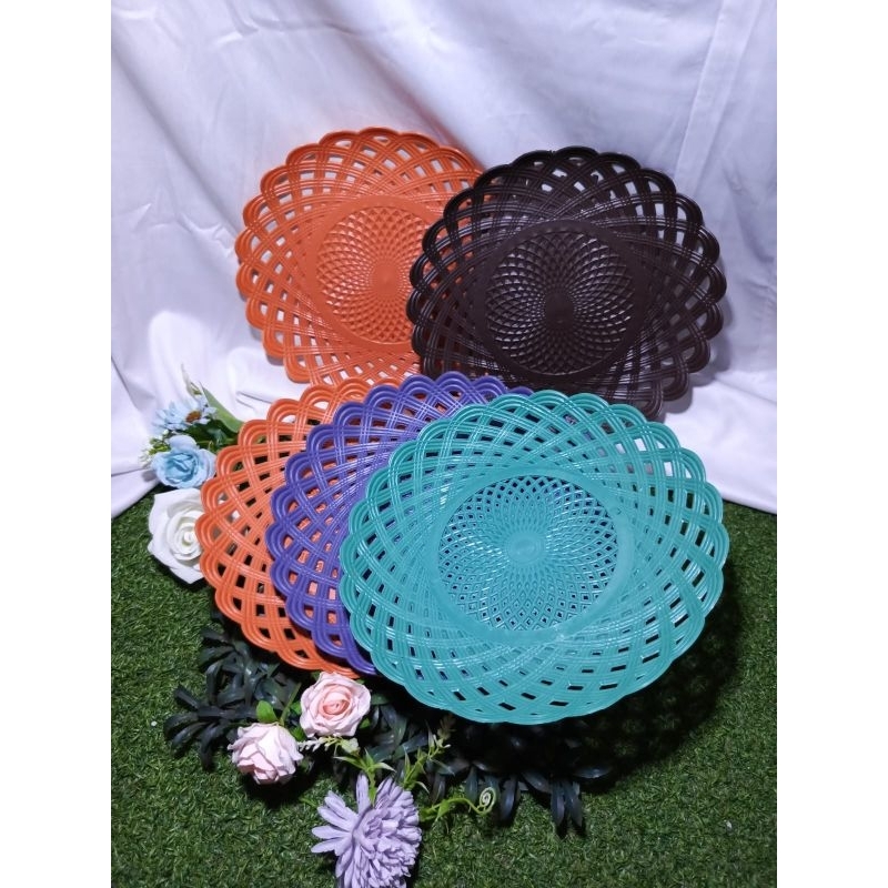Piring rotan plastik anyaman 3 lusin