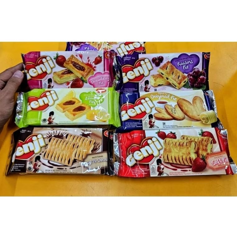 

PCS 85GR - MONDE GENJI PIE ORIGINAL STRAWBERRY LEMON RAISIN - SOFT PIE STROBERI COKLAT/ MONDE GENJIE