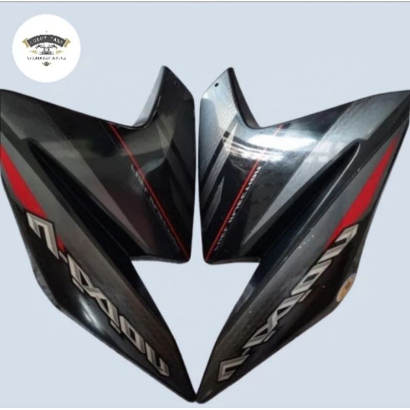 Sayap Tangki Kupingan Tangki Yamaha Vixion NVL/NVA Original