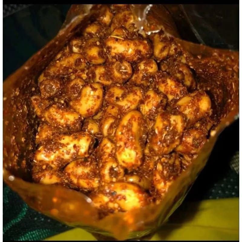 

makaroni pedes daun jeruk dijamin gak mengecewakan dan murah meriah