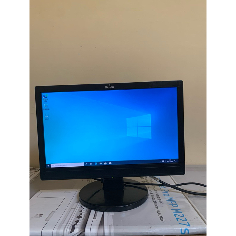 Obral murah monitor Relion 15 inchi LCD Kondisi layar masih ok