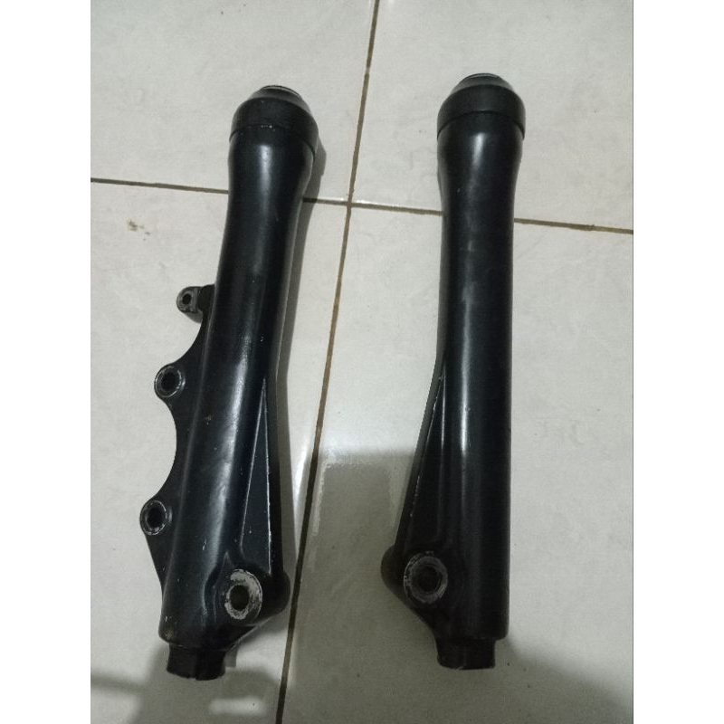 BOTTOM SHOCK DEPAN F1ZR FORCE1 ORIGINAL COPOTAN UNTUK KALIPER 1 PISTON KODE 3YR