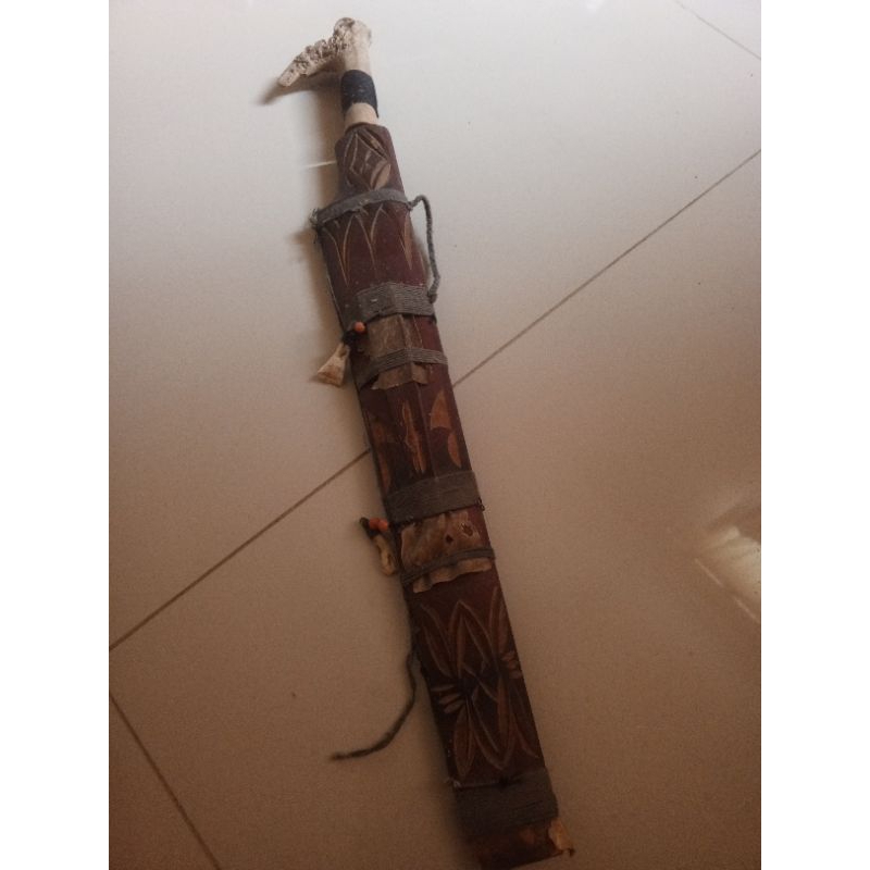 Mandau Kalimantan Tidak Tajam