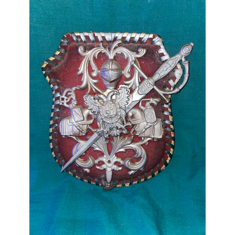 Vintage Coat of Arms shield wall palaque 1960s 10”