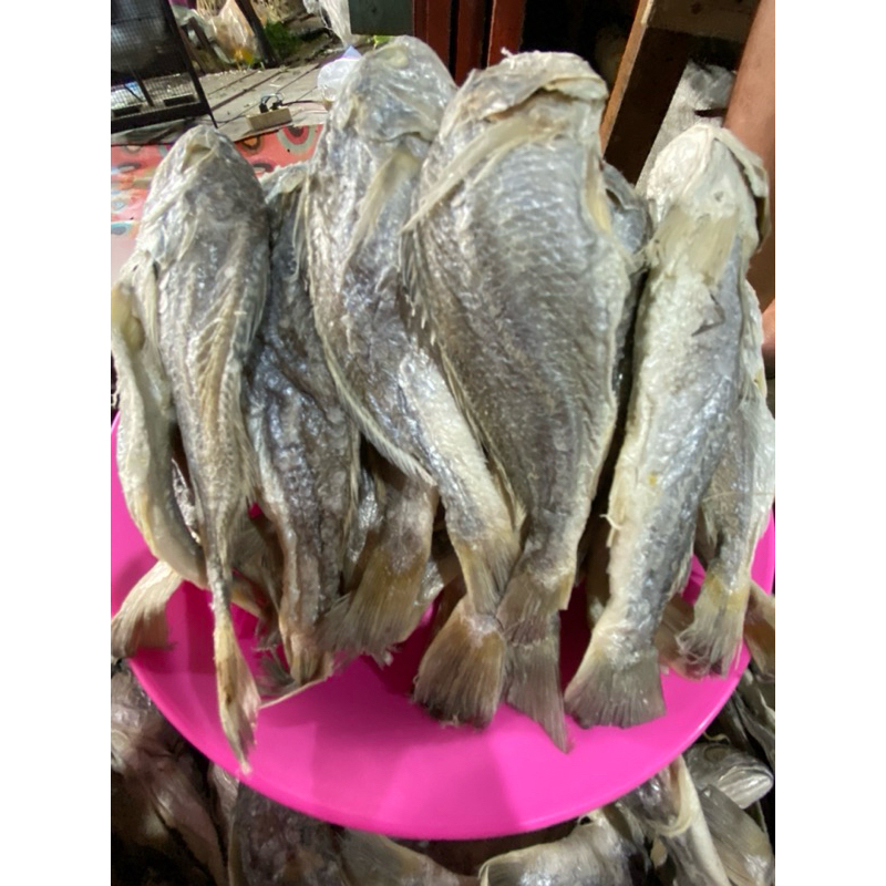 

IKAN ASIN GULAMO/KEPALA BATU 1KG 35.000