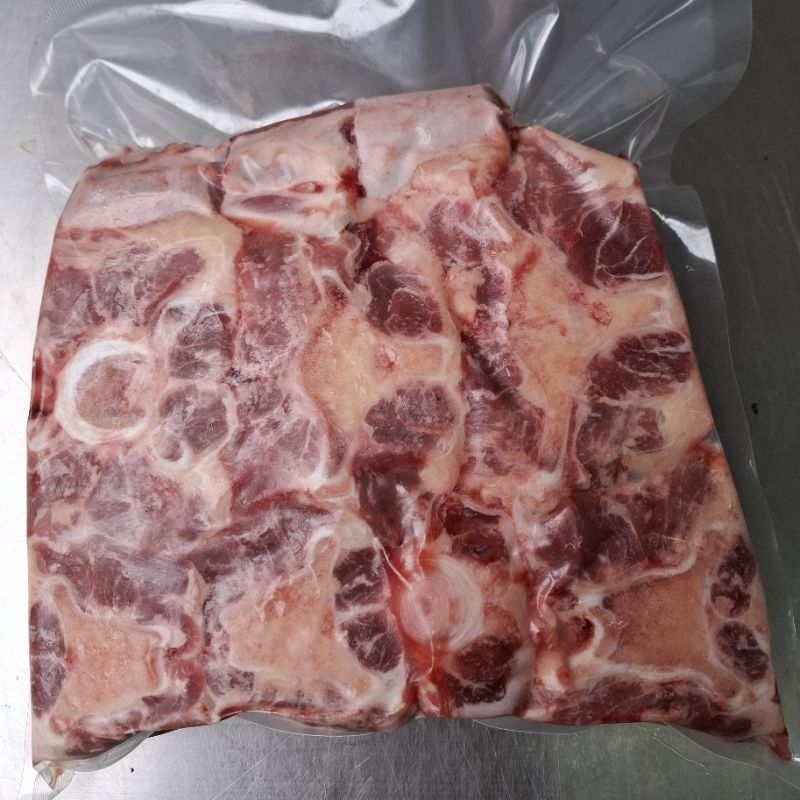 

Buntut Sapi Oxtail 1 kg