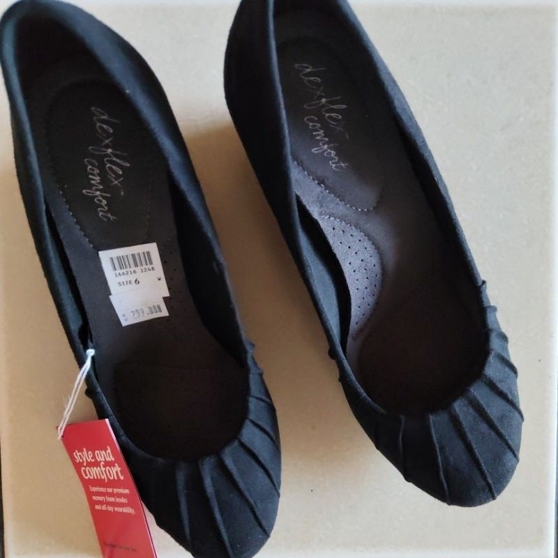 Sepatu wedges Payless