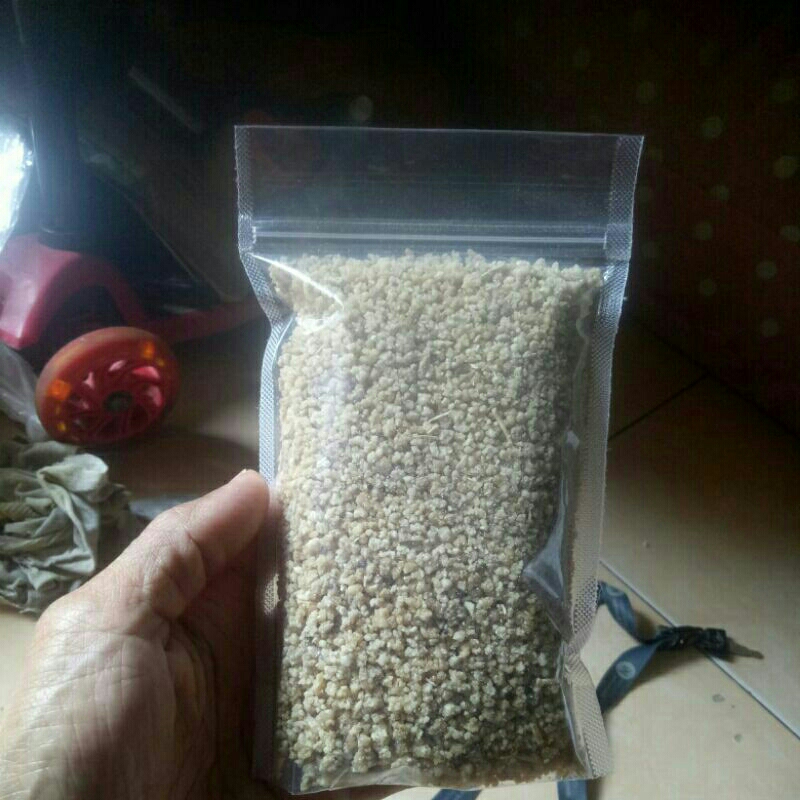 

Thiwul instan 250gram / Makanan diet pengganti Nasi rendah kalori