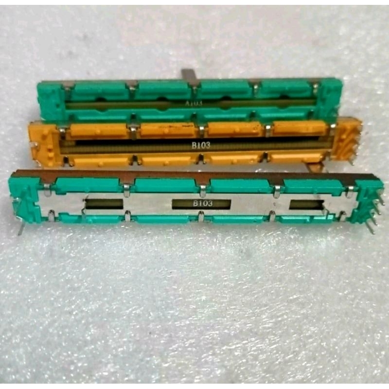 POTENSIO MIXER GESER 6 KAKI 10K POTENSIO MIXER 7,5 geser 1pcs