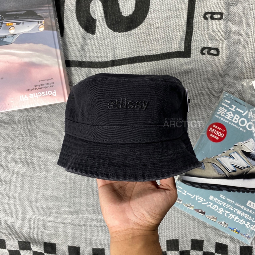 STUSSY AURORA WASHED TWILL BUCKET HAT - BLACK