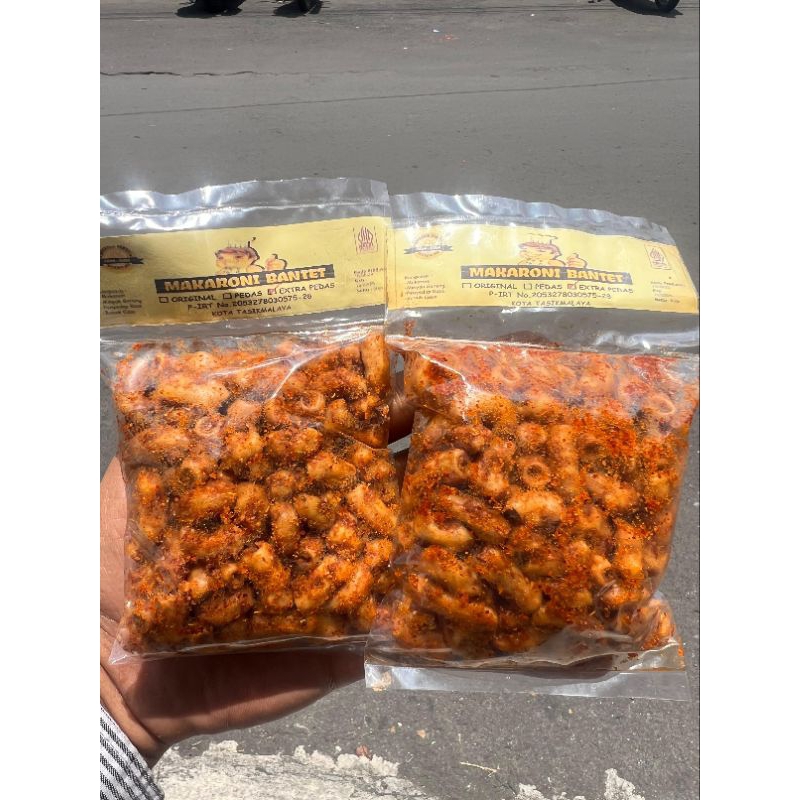 

MAKARONI BANTET EXTRA PEDAS 60 gr - Makanan Ringan Oleh-oleh Khas Tasikmalaya