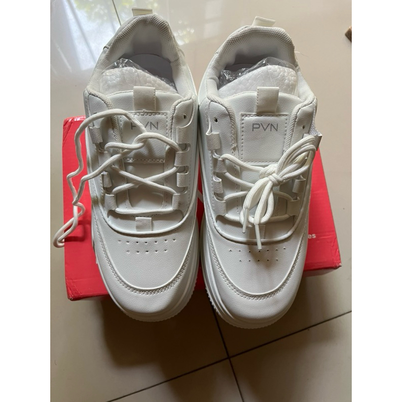 sepatu wanita pvn