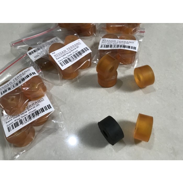 Karet Stabil depan Nissan Terrano