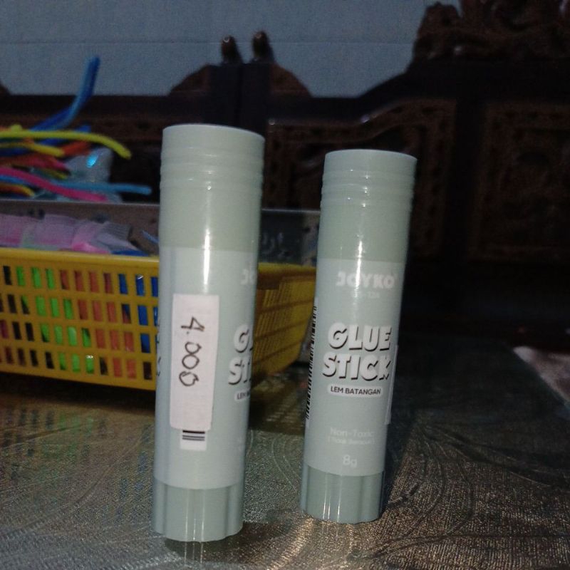 

Lem Glue stick joyko / lem batangan 8gr