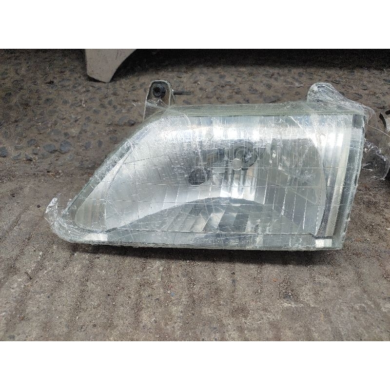 headlamp toyota Soluna Cristal original