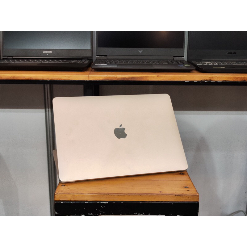 Macbook Pro 2017 Touchbar 13inch Intel Core I7 Ram 16GB SSD 256GB