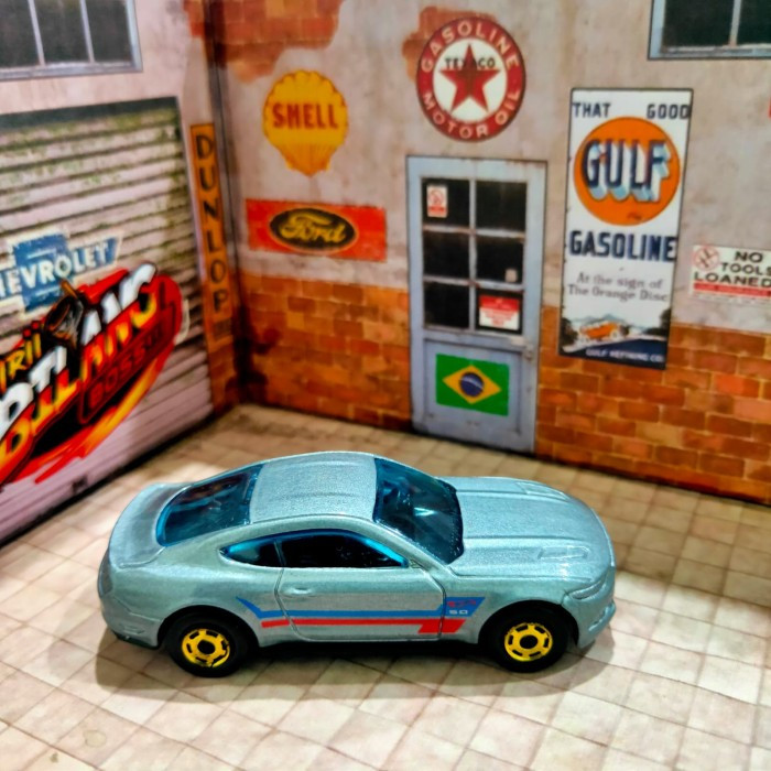 hotwheels loose hot wheels original mattel 2015 ford mustang GT flying custom