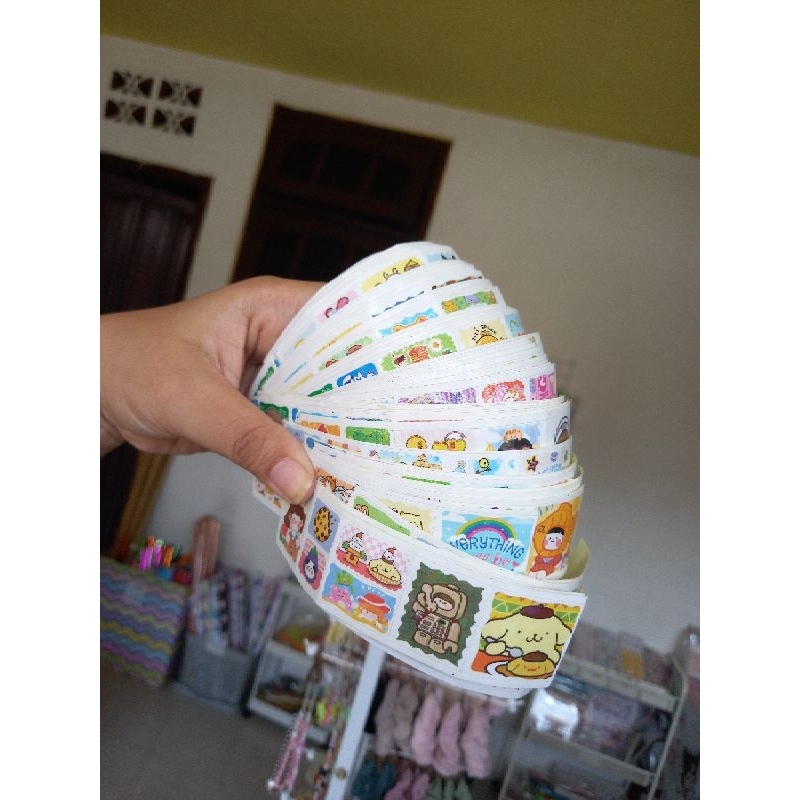 

Sticker Hologram MOMOROLL