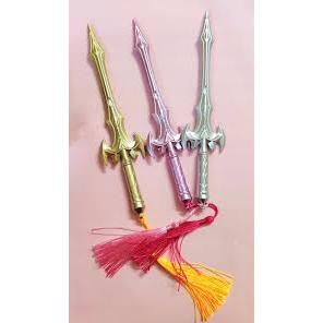 

PEN GEL motif COWO PENA PULPEN pedang tombak zilong unik rumbai keren naruto