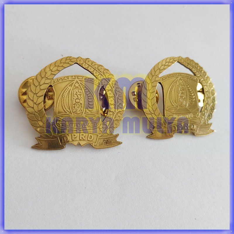 Pin Bros Logo DPRD Balikpapan Bahan Logam Pin DPRD Daerah - Karya Mulya