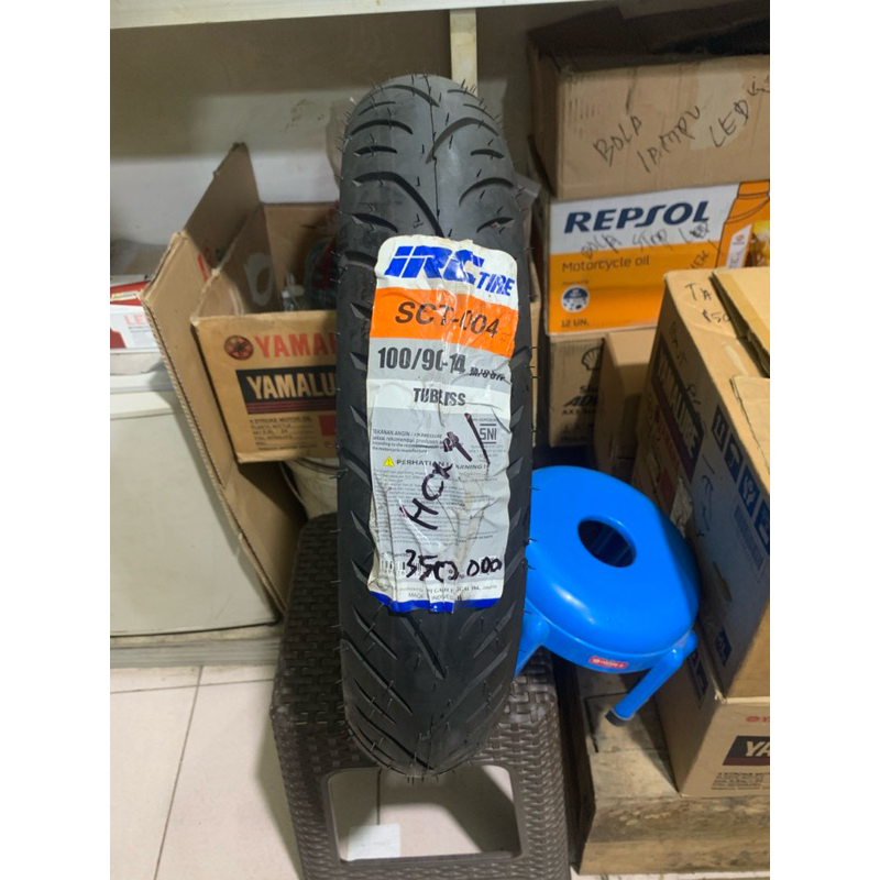 Ban matic IRC SCT004 100 /90 14 tubeless lexi ,vario 125,vario 150 SCT 004