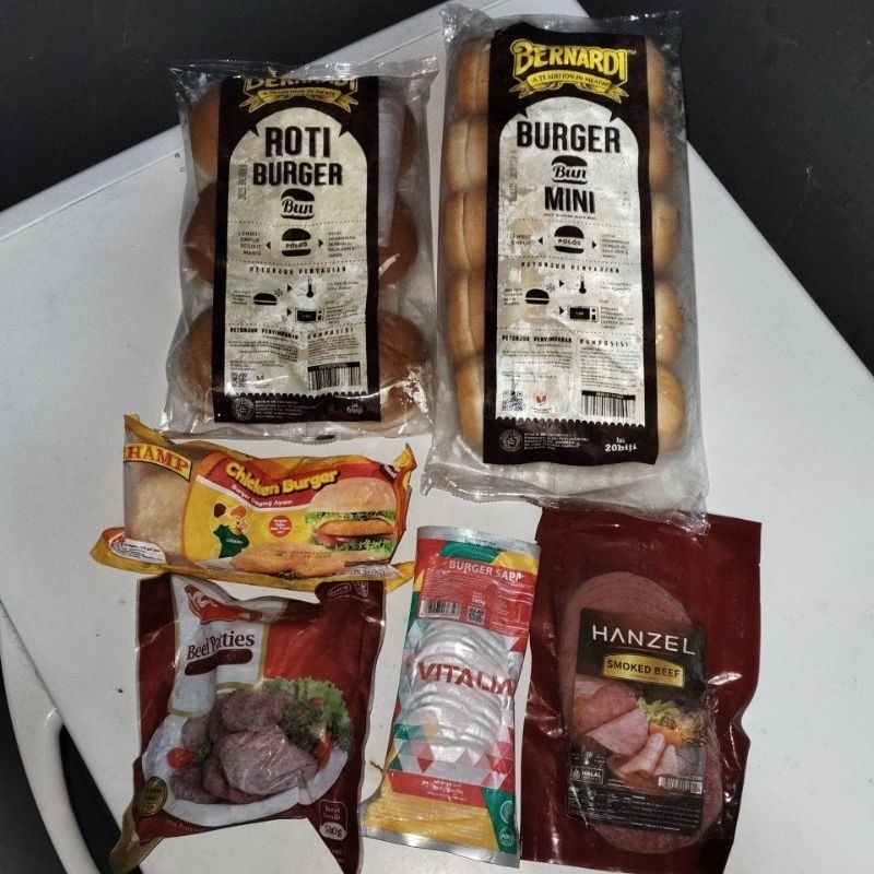 Roti Burger Bernardi / Vitalia Burger / Champ Burger / Beef Patties Yona / Smoked Beef Hanzel