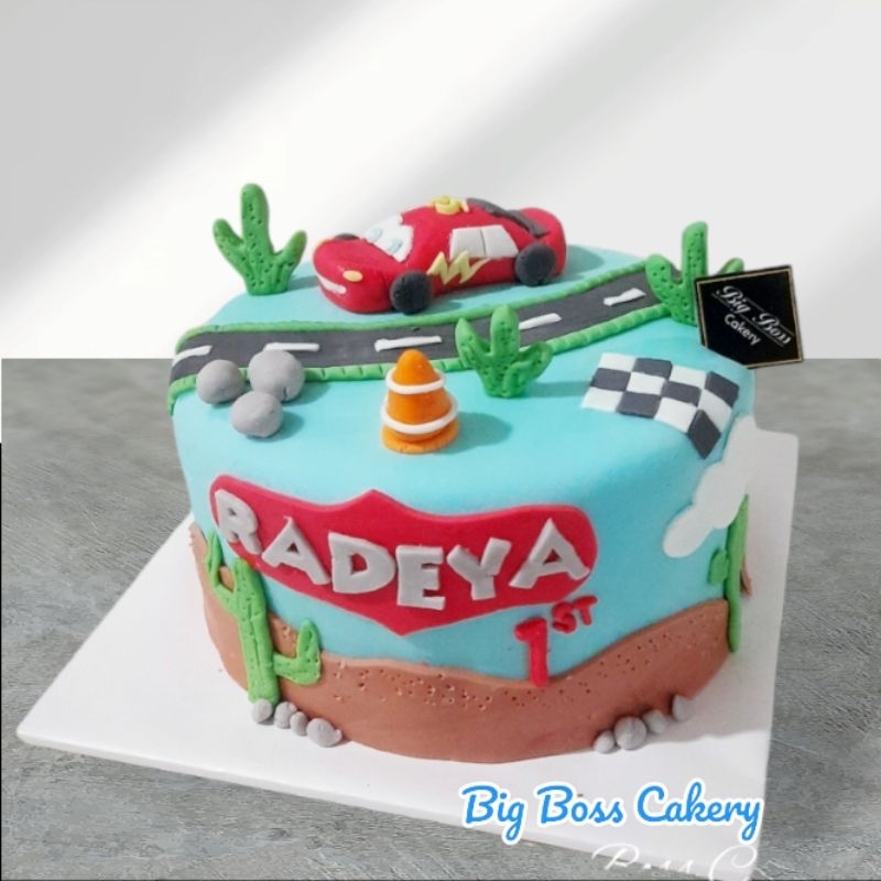 

CARS LIGHTNING MCQUEEN FONDANT CAKE FOR BOYS