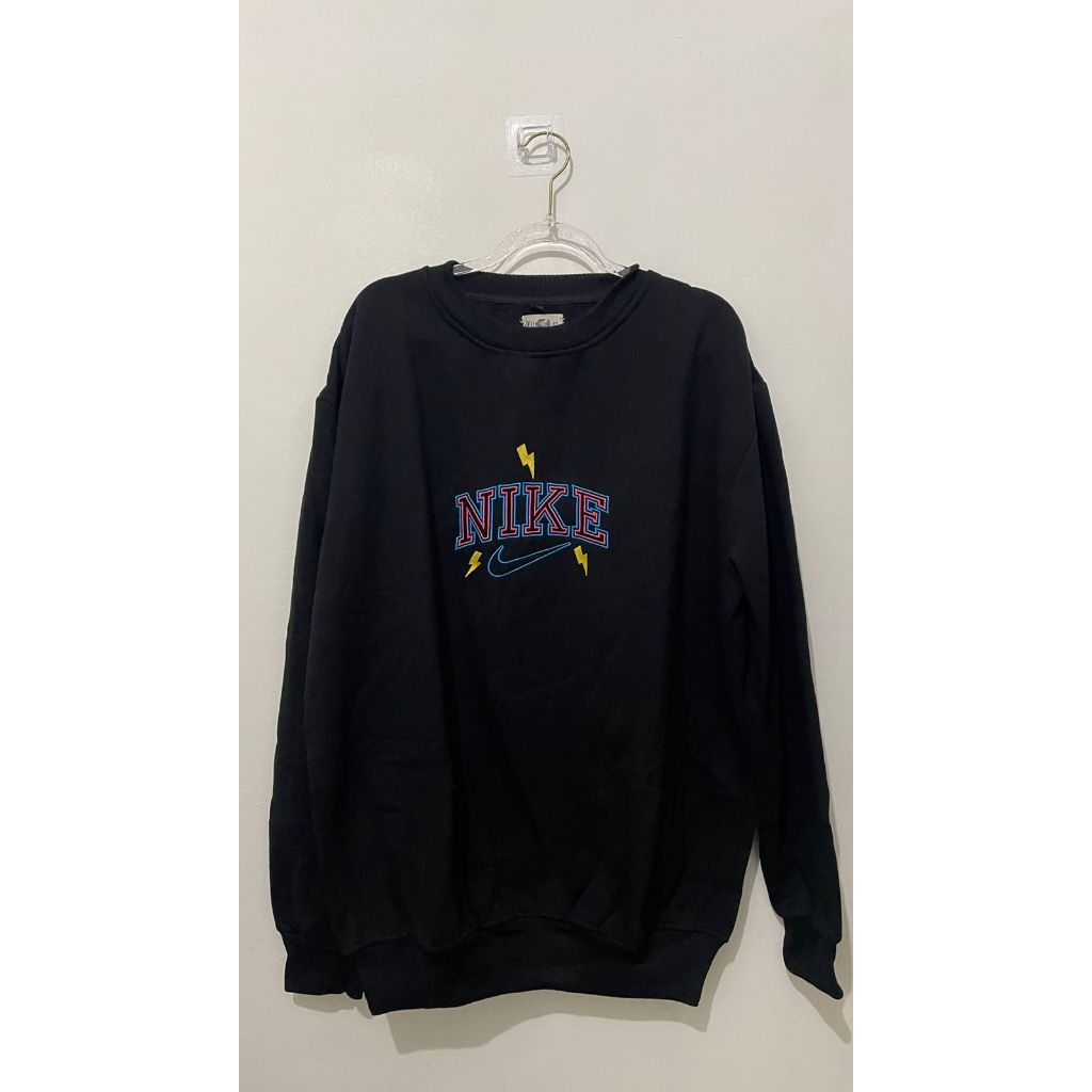 Preloved Oversized Atasan Sweater Nike (Sweater Bekas, Sweater Second)