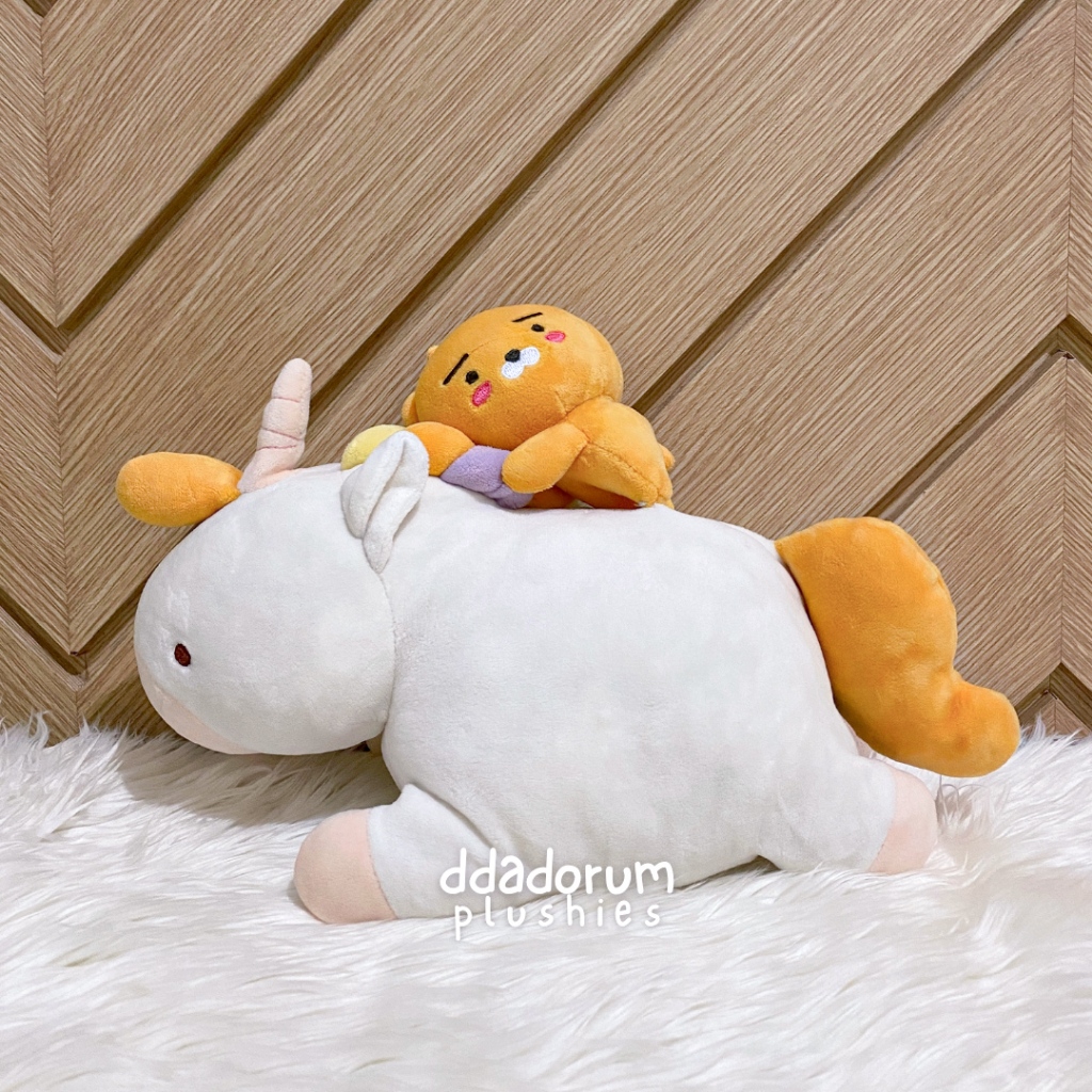 Boneka Ryan Kakao Friends naik Unicorn