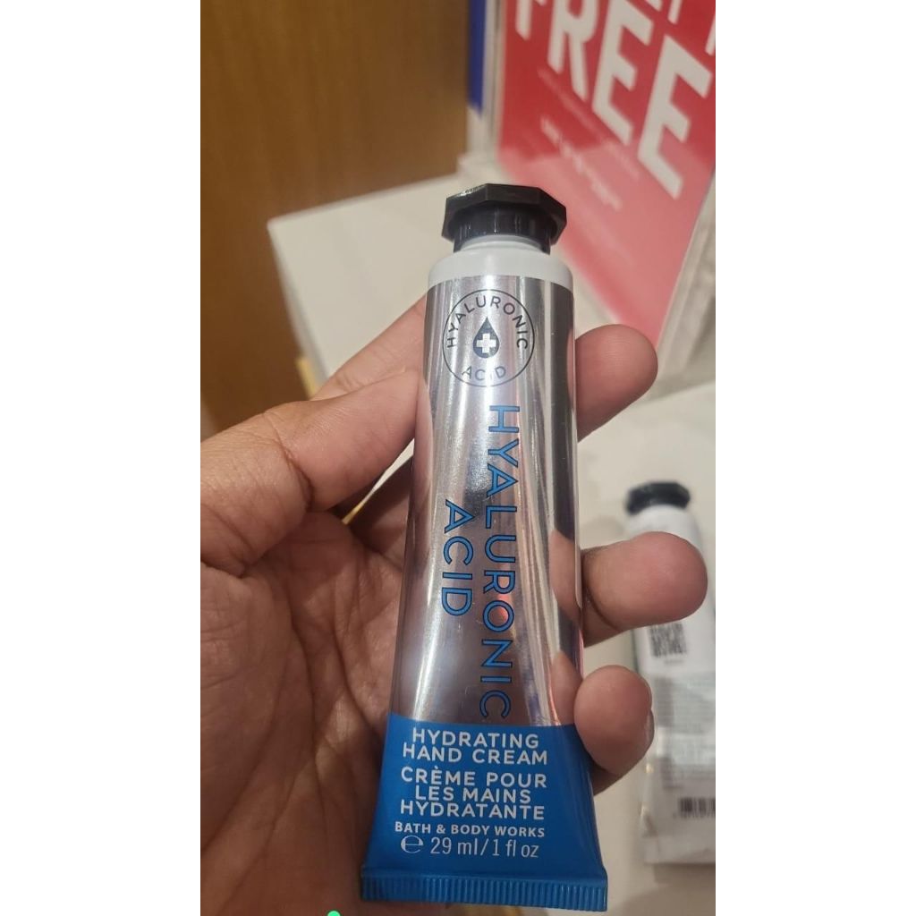 

Bath and Body Works Hyaluronic Acid hand cream