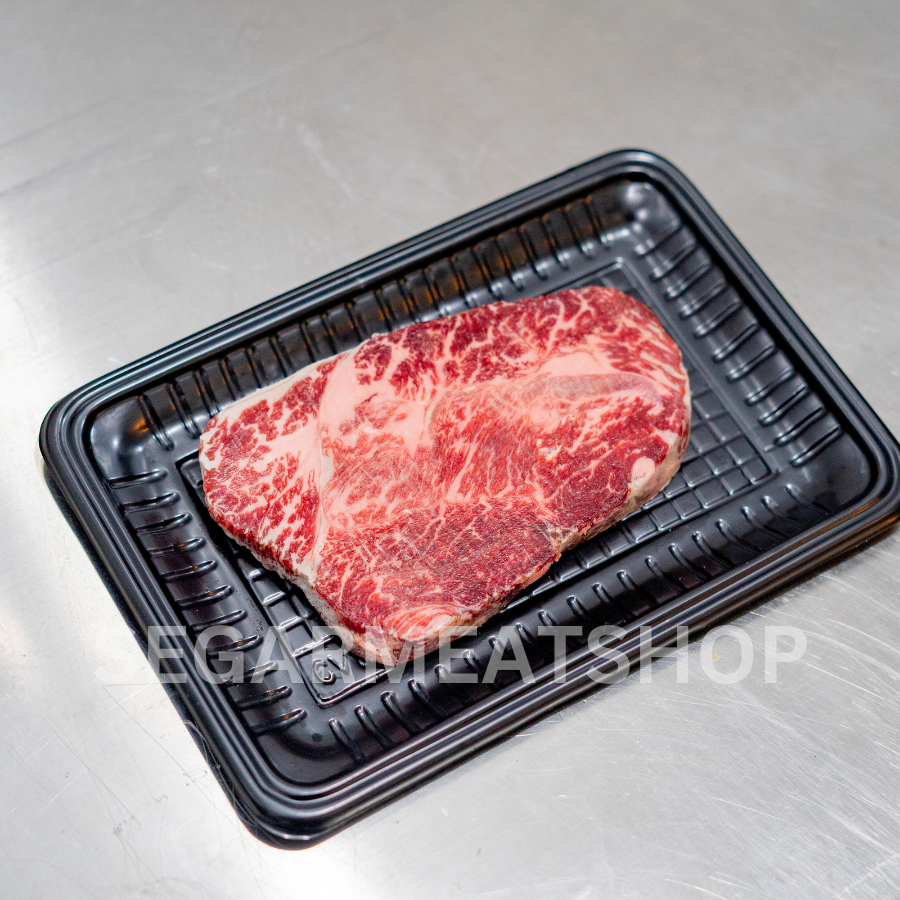 

AUS Wagyu Misuji Mb5+ - AUS Oyster Blade Mb5+
