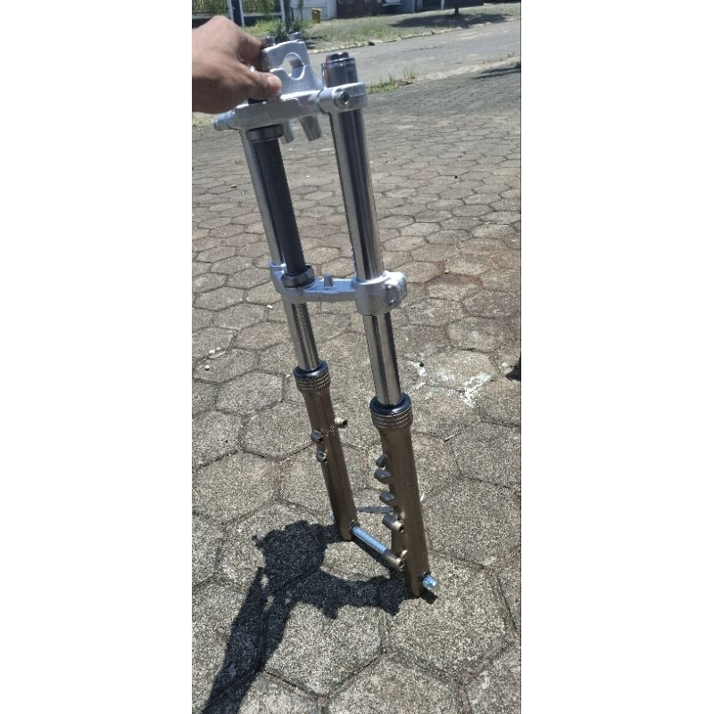 SHOCK,SKOK NINJA DEPAN GORILA