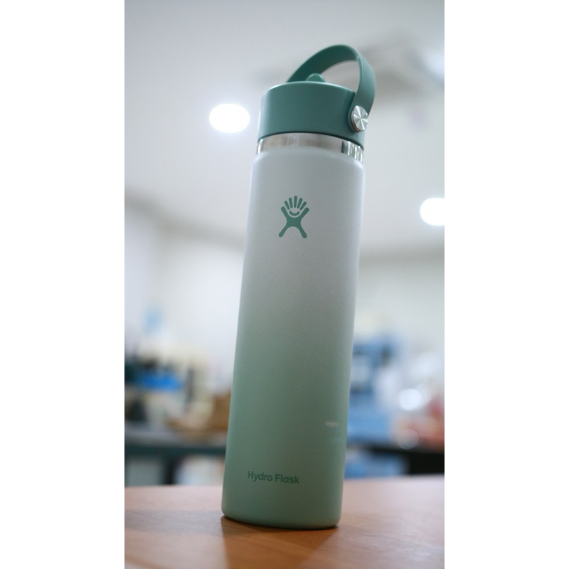 Hydro Flask Matcha Ombre