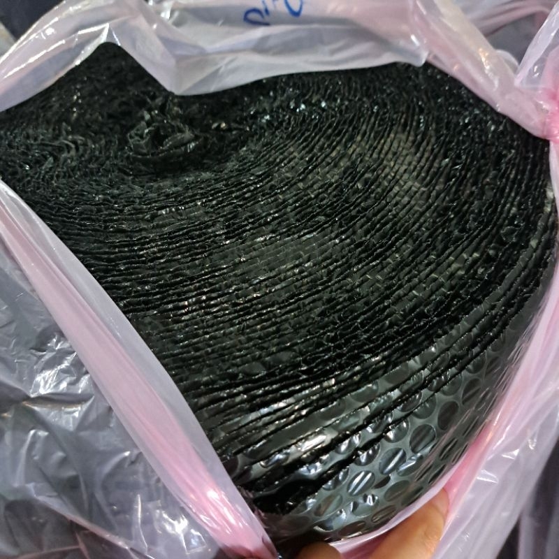 

Bubble Wrap Hitam 1 Roll 125 cm x 50 m Alat Perlindungan Paket Produk Wwaterproof Premium Quality By Oneware