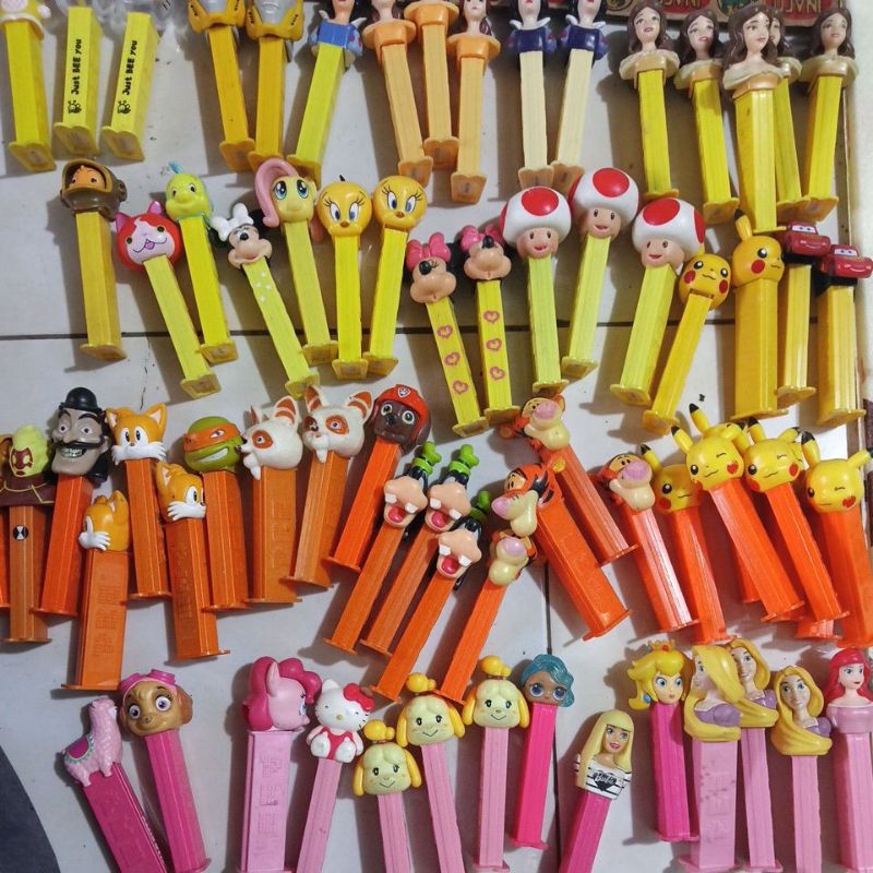 Mainan PEZ Tempat permen candy merchandise Alfamart Indomaret kondisi Preloved McD koleksi