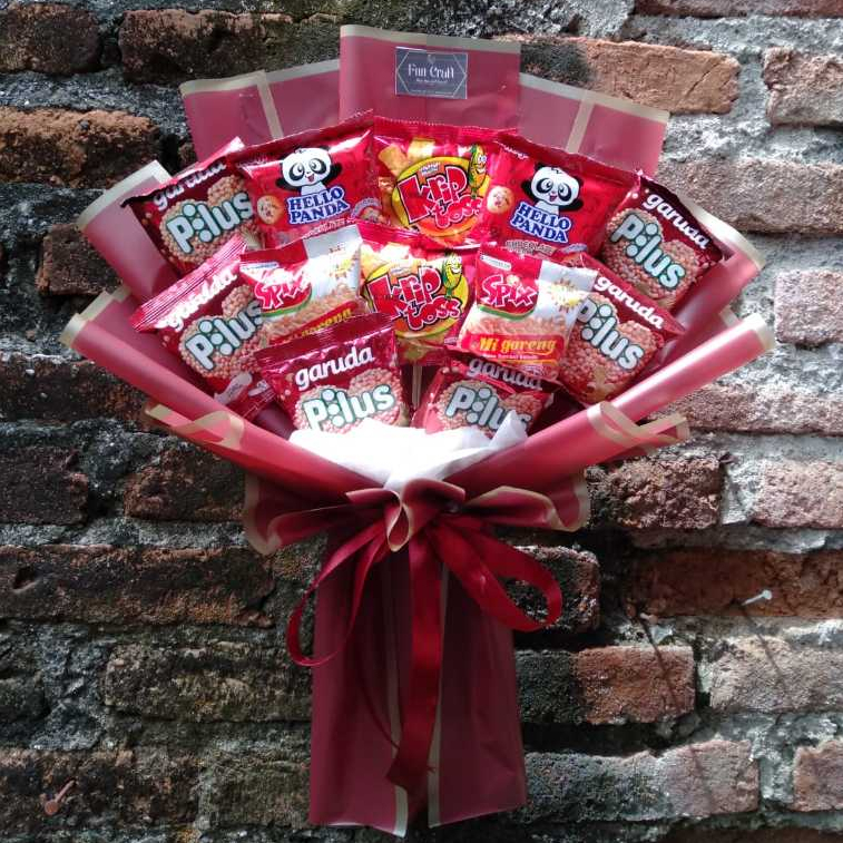 

BUKET SNACK BUCKET JAJAN KADO WISUDA GIFT ULANG TAHUN | BOUQUET SNACK size S