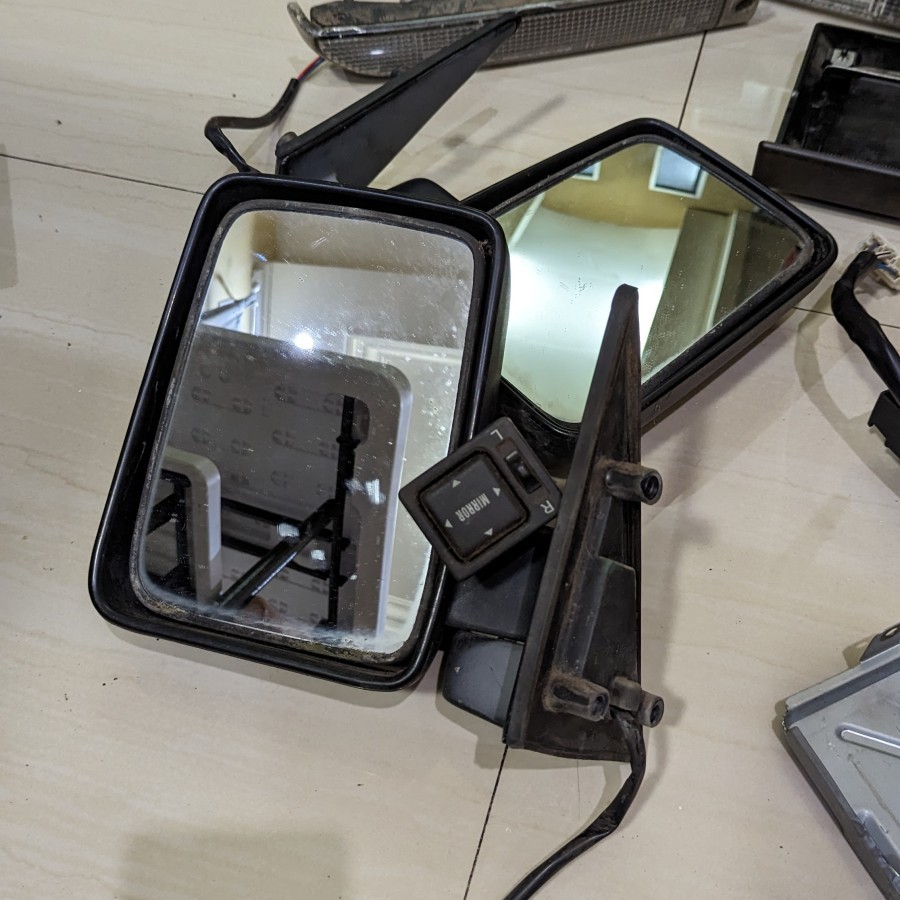 SPION ELEKTRIK DAIHATSU TAFT ROCKY FEROZA EKS FOURTRAK RUGGER INGGRIS ORIGINAL