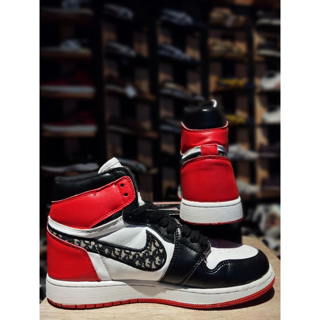 LS0104 Sepatu Wanita Nike Air Jordan High Black And Red ORIGINAL SECOND