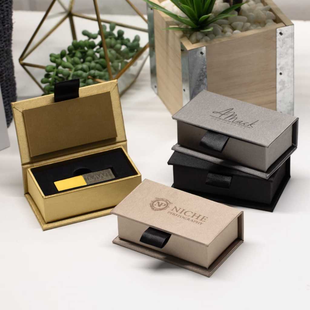 

BOX FLASHDISK CUSTOM LOGO PREMIUM