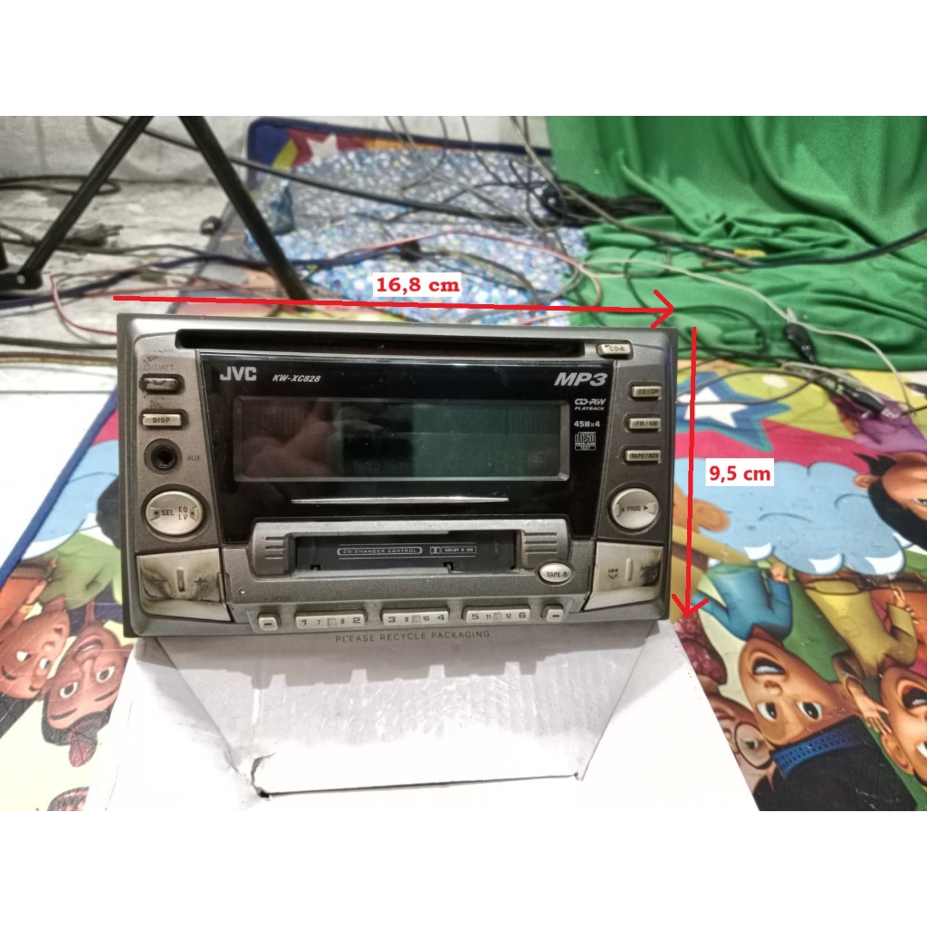 RADIO KASET MOBIL JADUL. JVC KW-XC828. ADA BLUETOOTH. KONDISI BEKAS NORMAL.