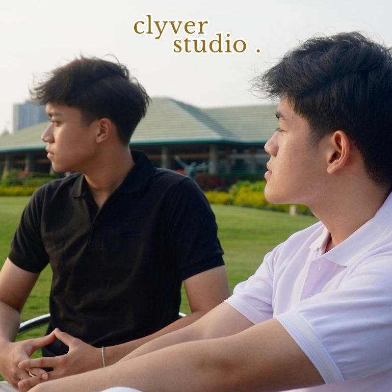 CLYVER STUDIO Men White Polo Shirt | Kaos Polo Putih  Pria | Premium Polo Shirt
