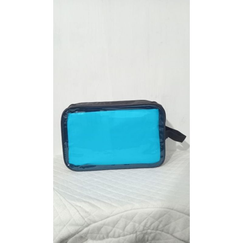 WASH BAG/ COSMETIC BAG/ TEMPAT KOSMETIK/ POUCH MAKE UP JELLY TRASNPARANT PLASTIK PVC uk SEDANG