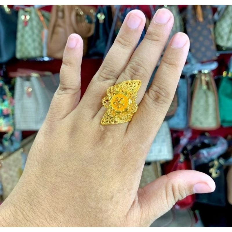 Cincin Bunga Dubai terlaris