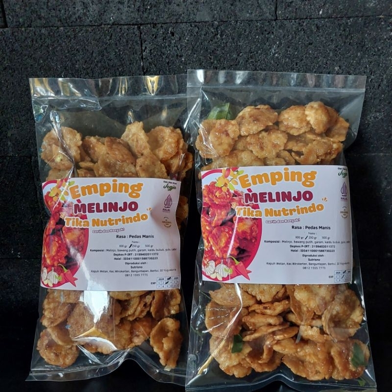 

Emping Melinjo Pedas Manis Daun Bawang Tika Nutrindo - Emping Gepuk - Oleh Oleh Khas Jogja